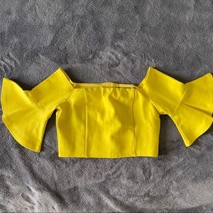 Bell Sleeve Summer Crop Top 🌻